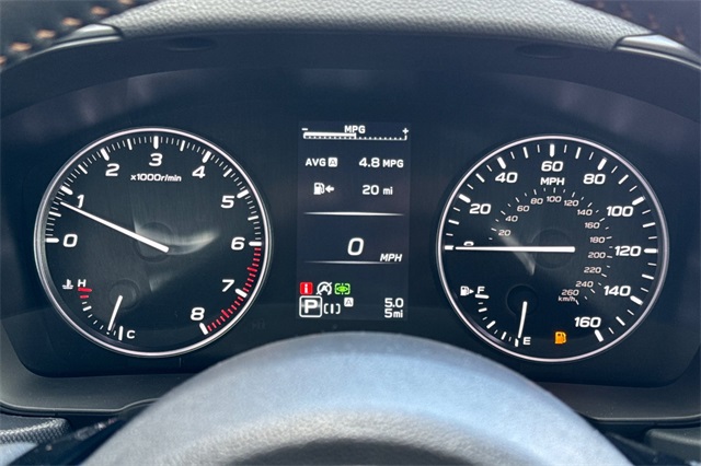 Vehicle image 21 of 23