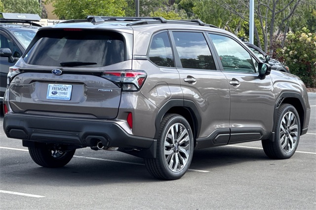 Vehicle image 5 of 23