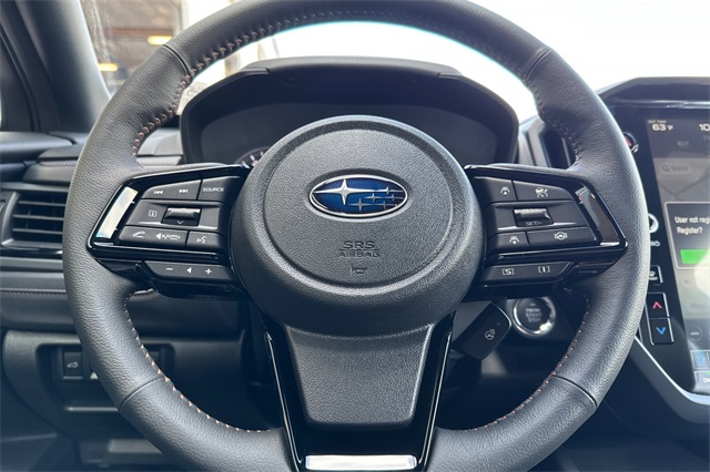 Vehicle image 20 of 23