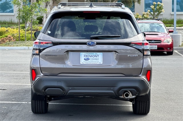 Vehicle image 6 of 23