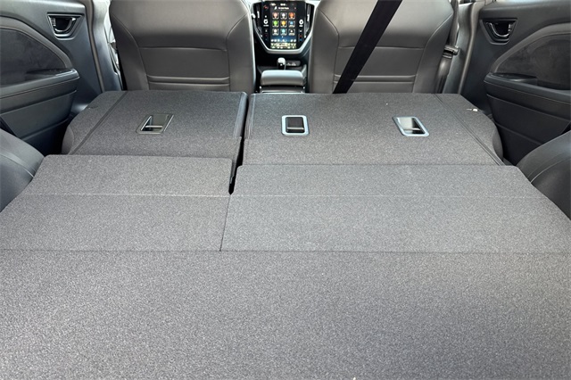 Vehicle image 12 of 23