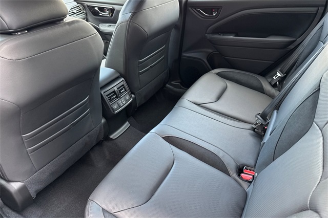 Vehicle image 9 of 23