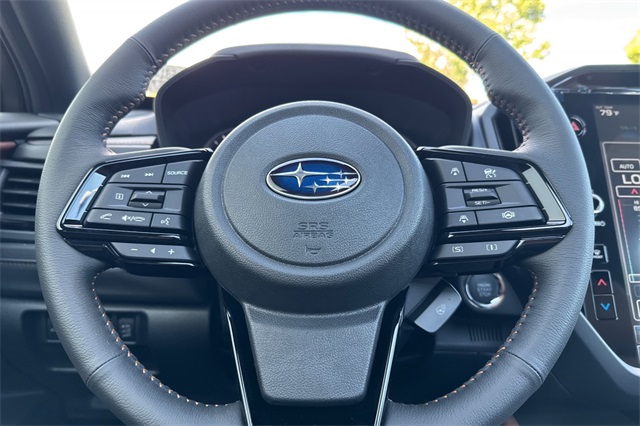 Vehicle image 20 of 23