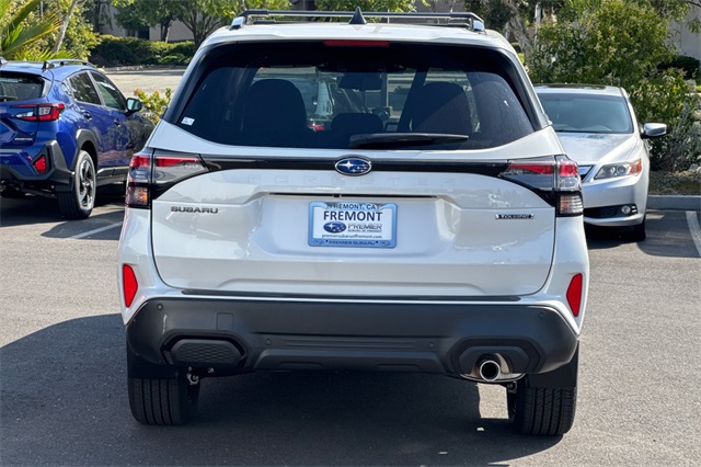 Vehicle image 6 of 23