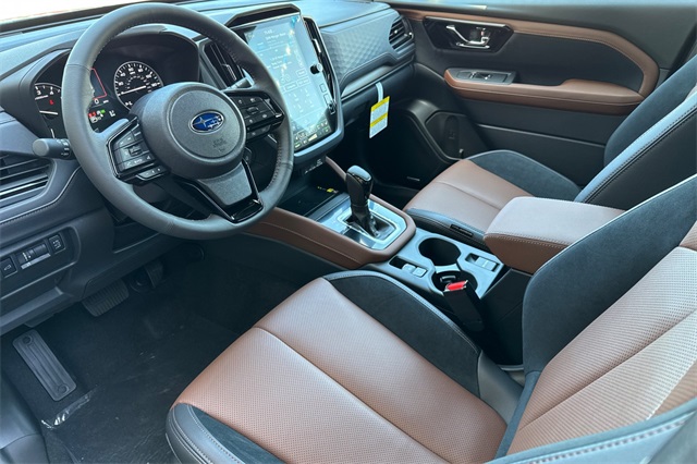 Vehicle image 7 of 25