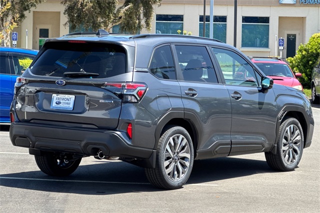 Vehicle image 5 of 25