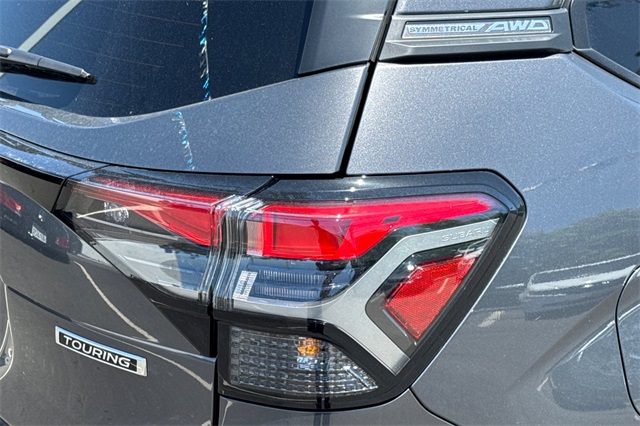 Vehicle image 24 of 25