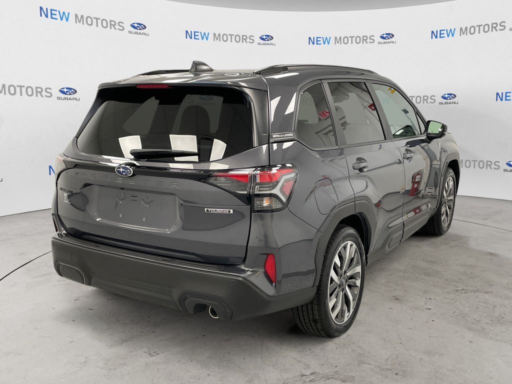 Vehicle image 6 of 18