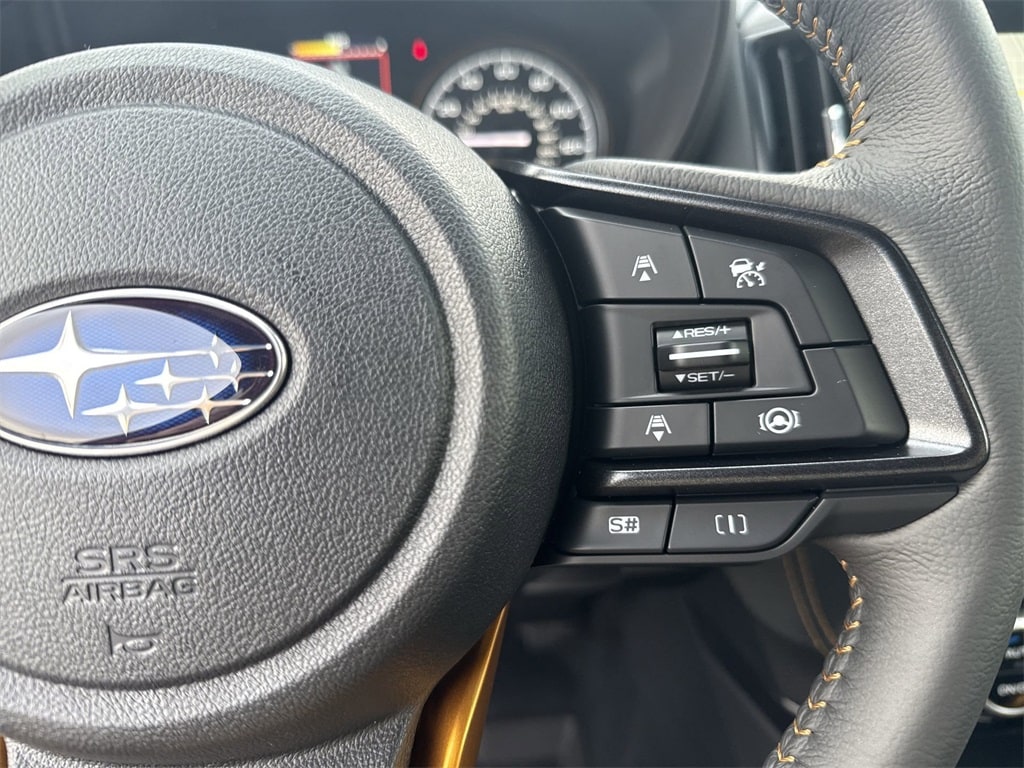 Vehicle image 28 of 38