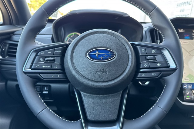 Vehicle image 23 of 25