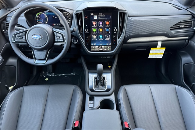 Vehicle image 13 of 25