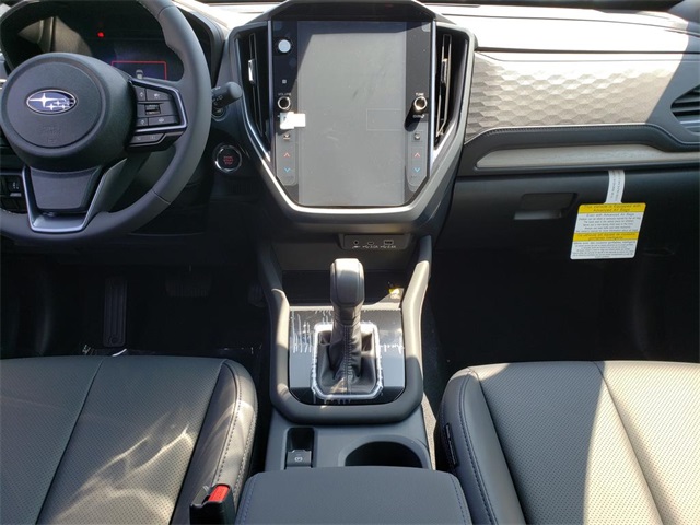 Vehicle image 11 of 12