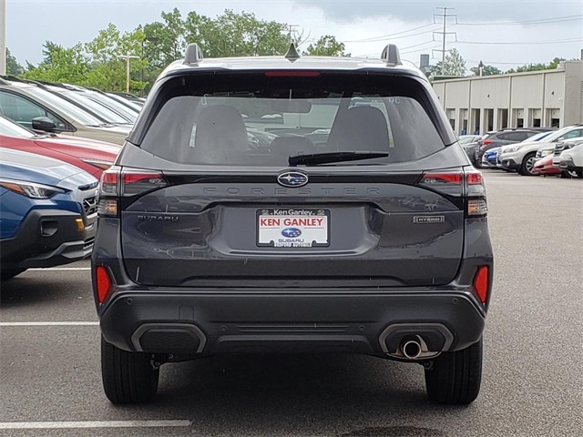 Vehicle image 5 of 12