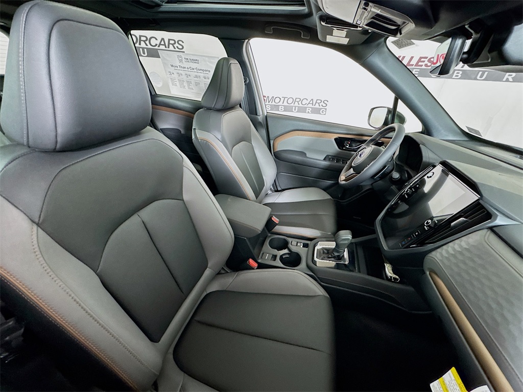 2025 Subaru Forester Sport Hybrid Image 15 of 34