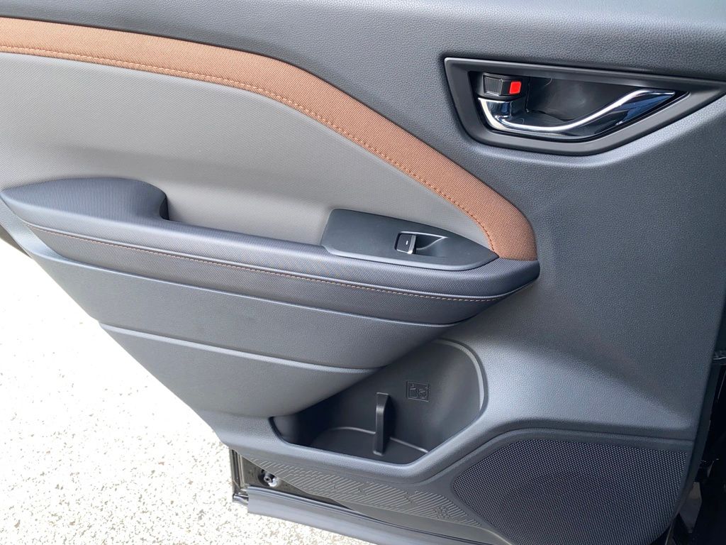 2025 Subaru Forester Sport Hybrid Image 24 of 28