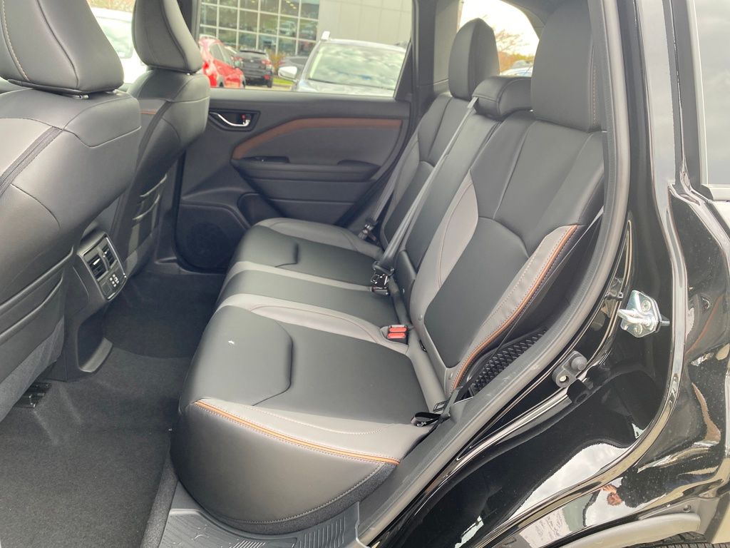 2025 Subaru Forester Sport Hybrid Image 11 of 28