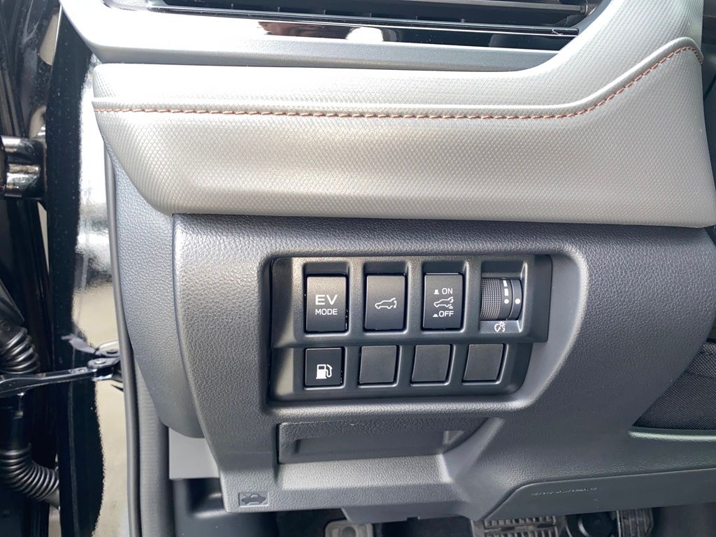 2025 Subaru Forester Sport Hybrid Image 25 of 28