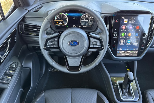 Vehicle image 10 of 25