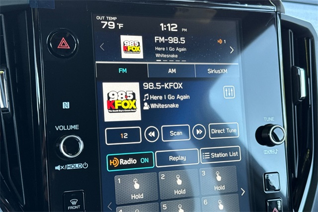 Vehicle image 18 of 25