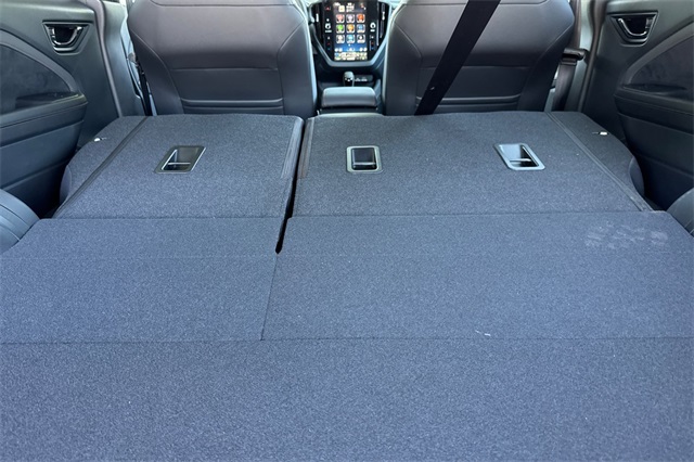 Vehicle image 7 of 25