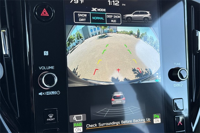 Vehicle image 16 of 25