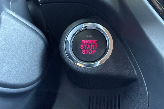 Vehicle image 24 of 25