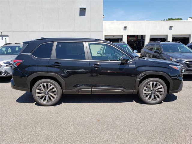 Vehicle image 3 of 12
