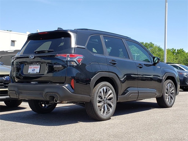 Vehicle image 4 of 12