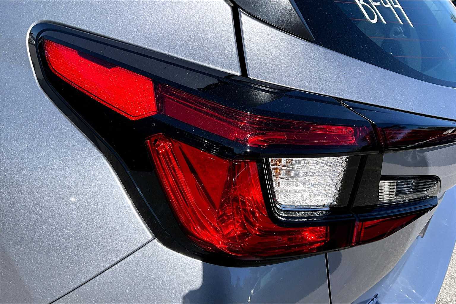 2025 Subaru Impreza Base Image 17 of 18