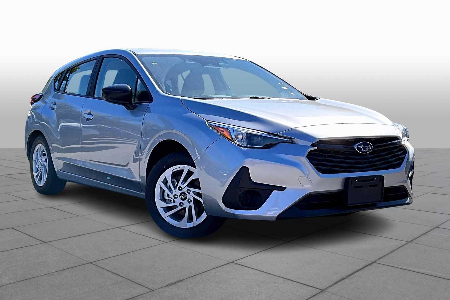 2025 Subaru Impreza Base Image 3 of 18