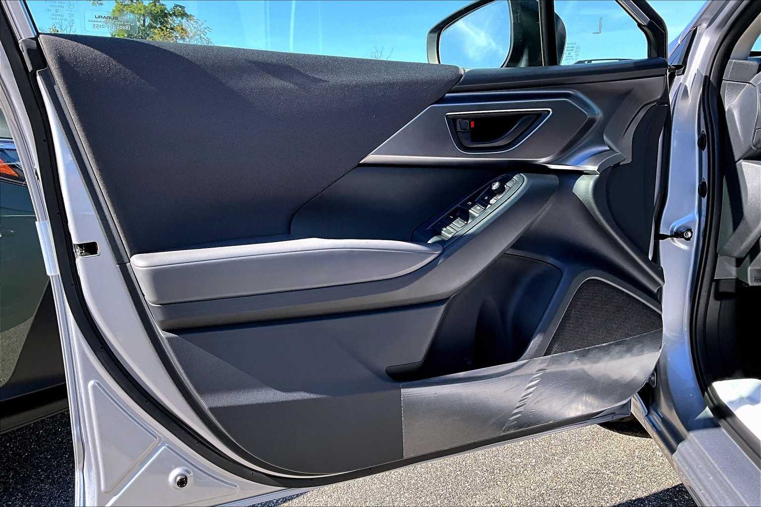 2025 Subaru Impreza Base Image 14 of 18