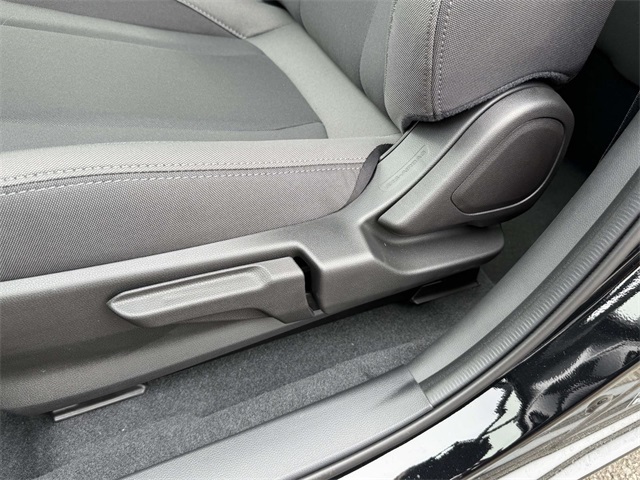 2025 Subaru Impreza Base Image 27 of 30