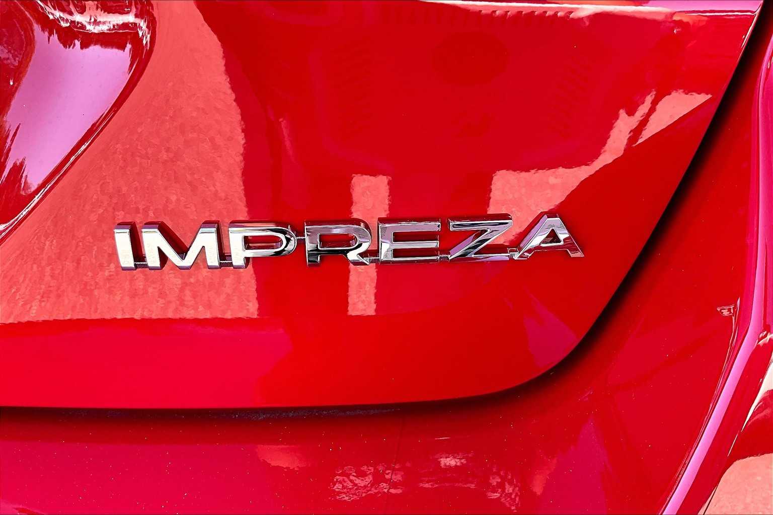 2025 Subaru Impreza Base Image 13 of 18