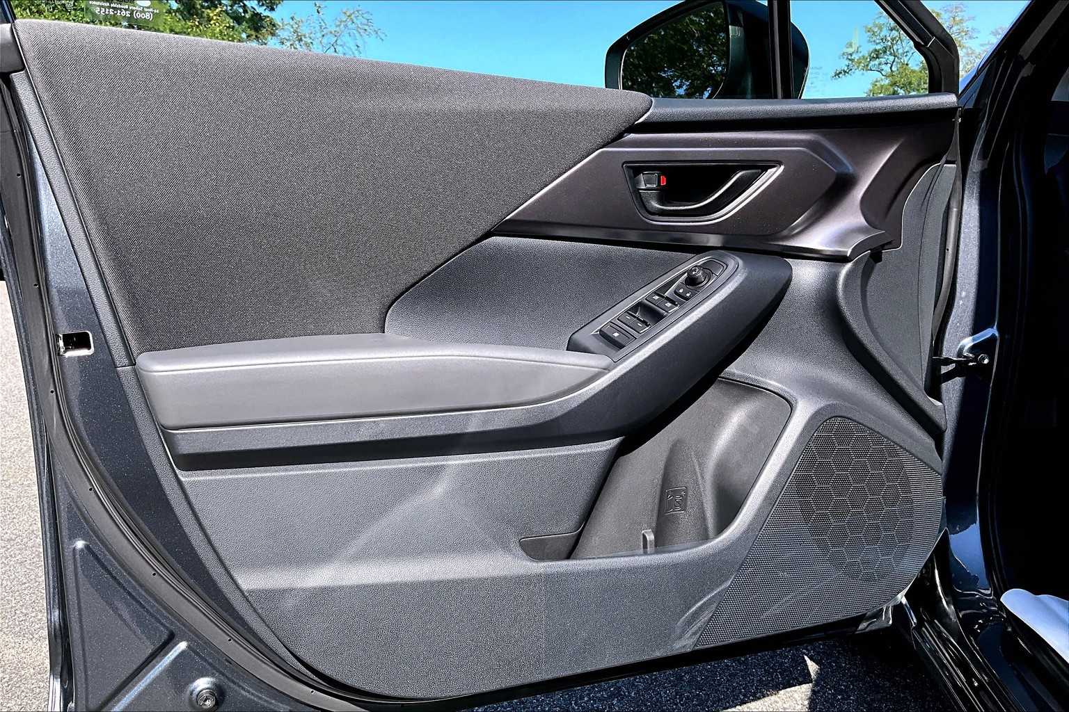 2025 Subaru Impreza Base Image 15 of 18