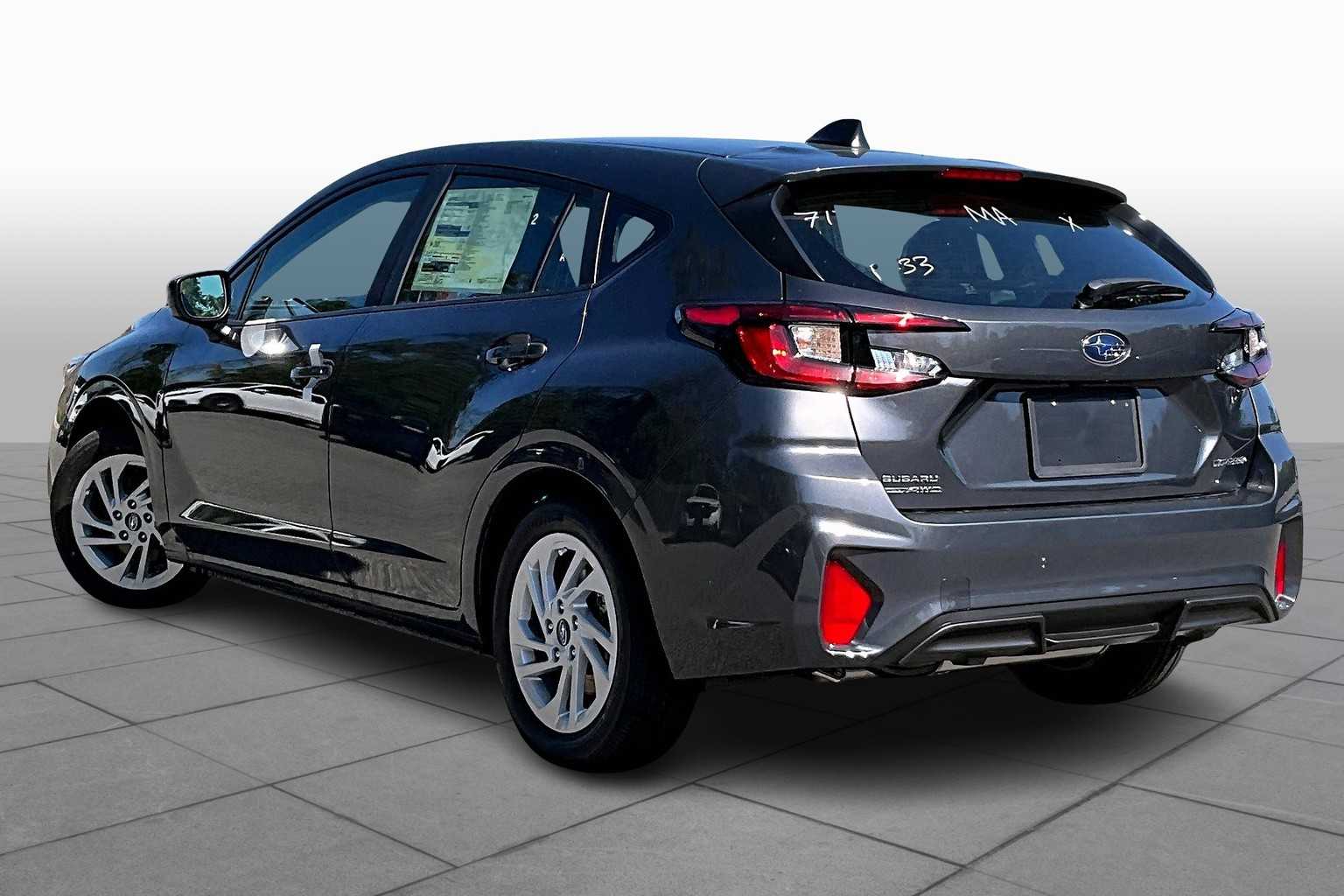 2025 Subaru Impreza Base Image 5 of 18