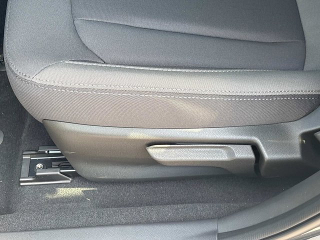 Vehicle image 24 of 33
