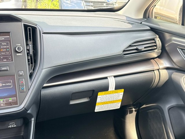 Vehicle image 15 of 33