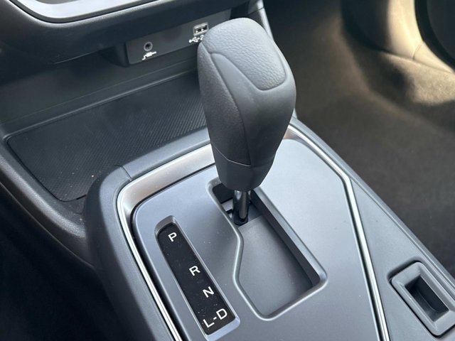 Vehicle image 29 of 33