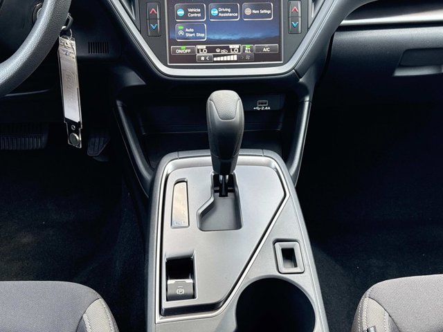 Vehicle image 17 of 33