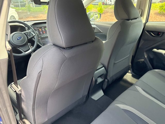 Vehicle image 19 of 33
