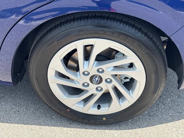 Vehicle image 11 of 33