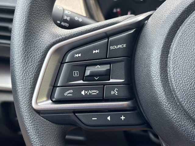 Vehicle image 26 of 33