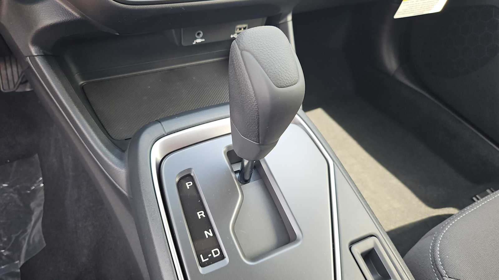 Vehicle image 26 of 28