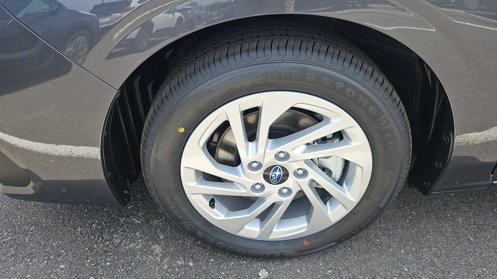 Vehicle image 9 of 28