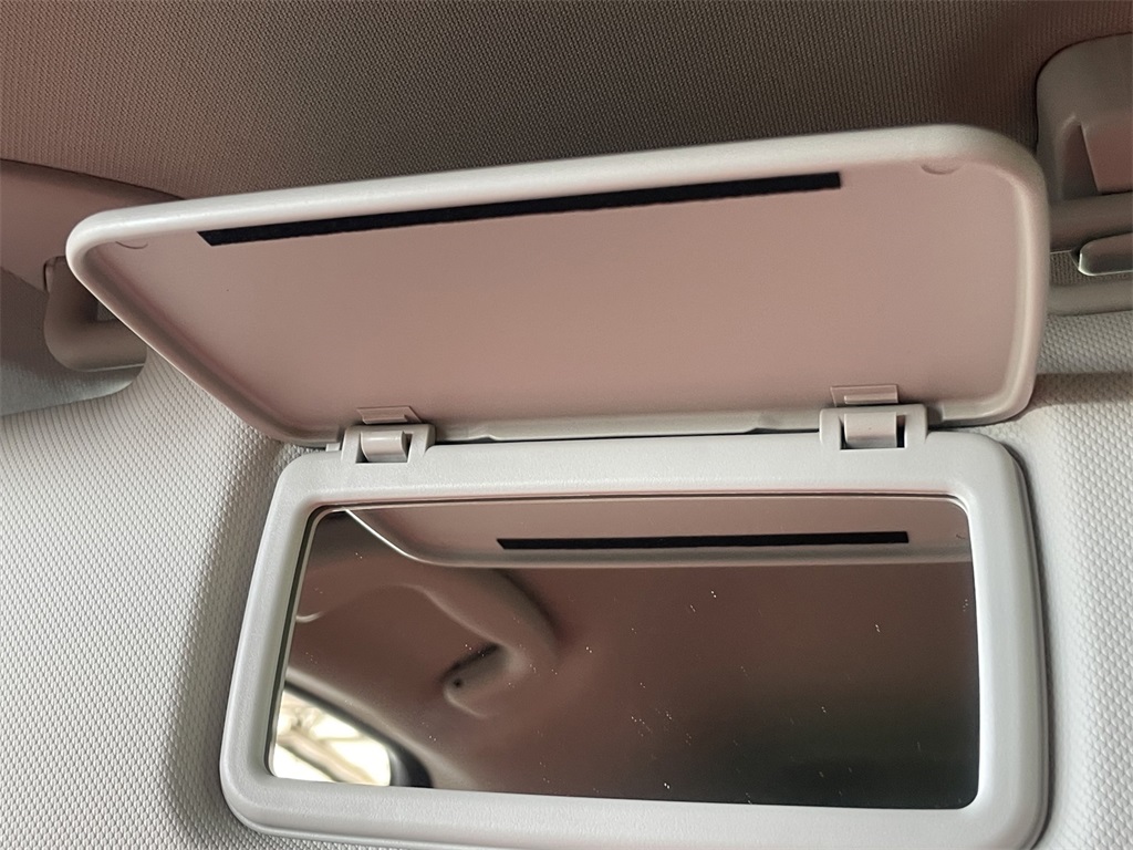 2025 Subaru Impreza Base Image 37 of 42