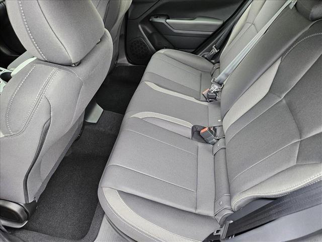 Vehicle image 10 of 17