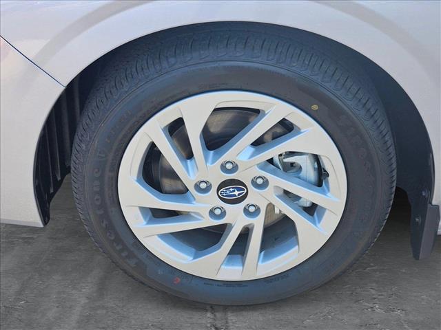 Vehicle image 9 of 17