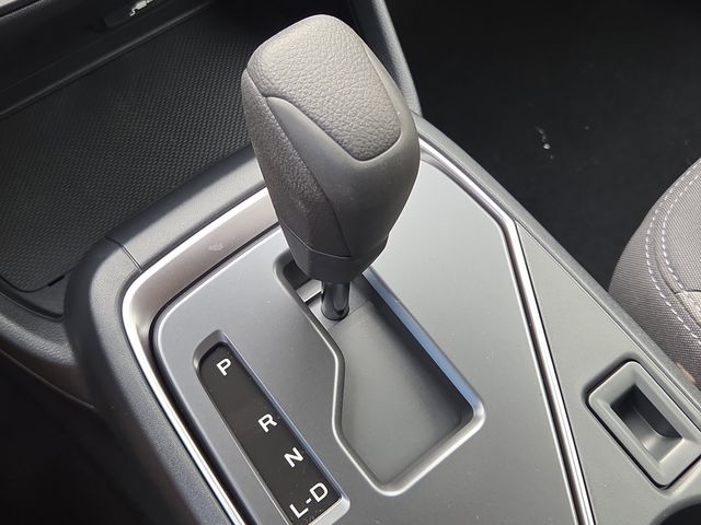 2025 Subaru Impreza Base Image 7 of 14