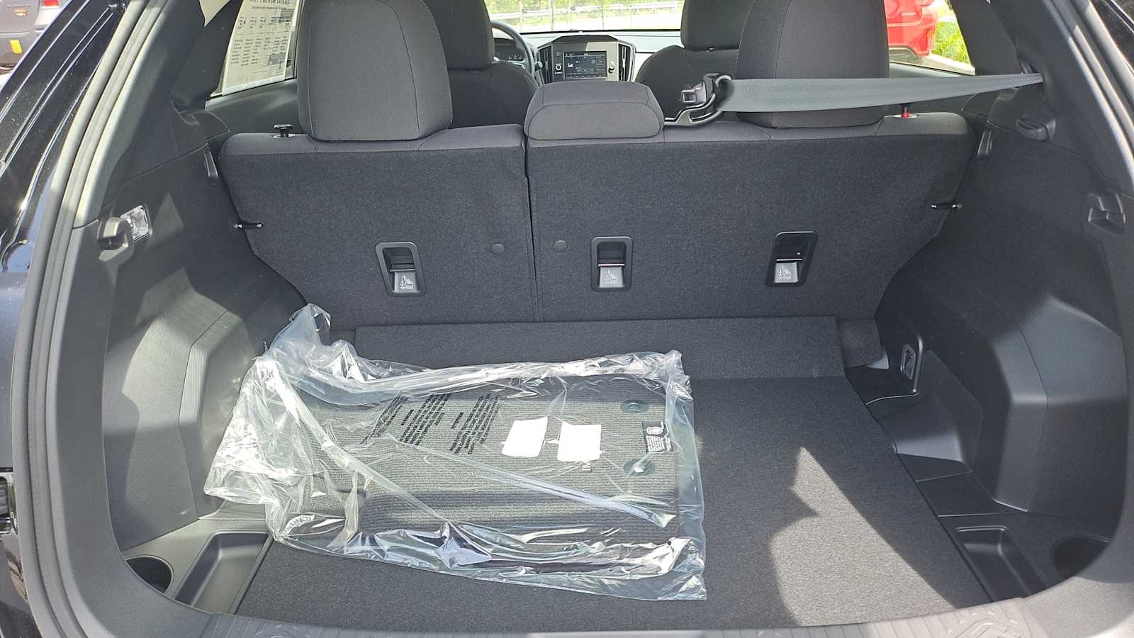 Vehicle image 17 of 30