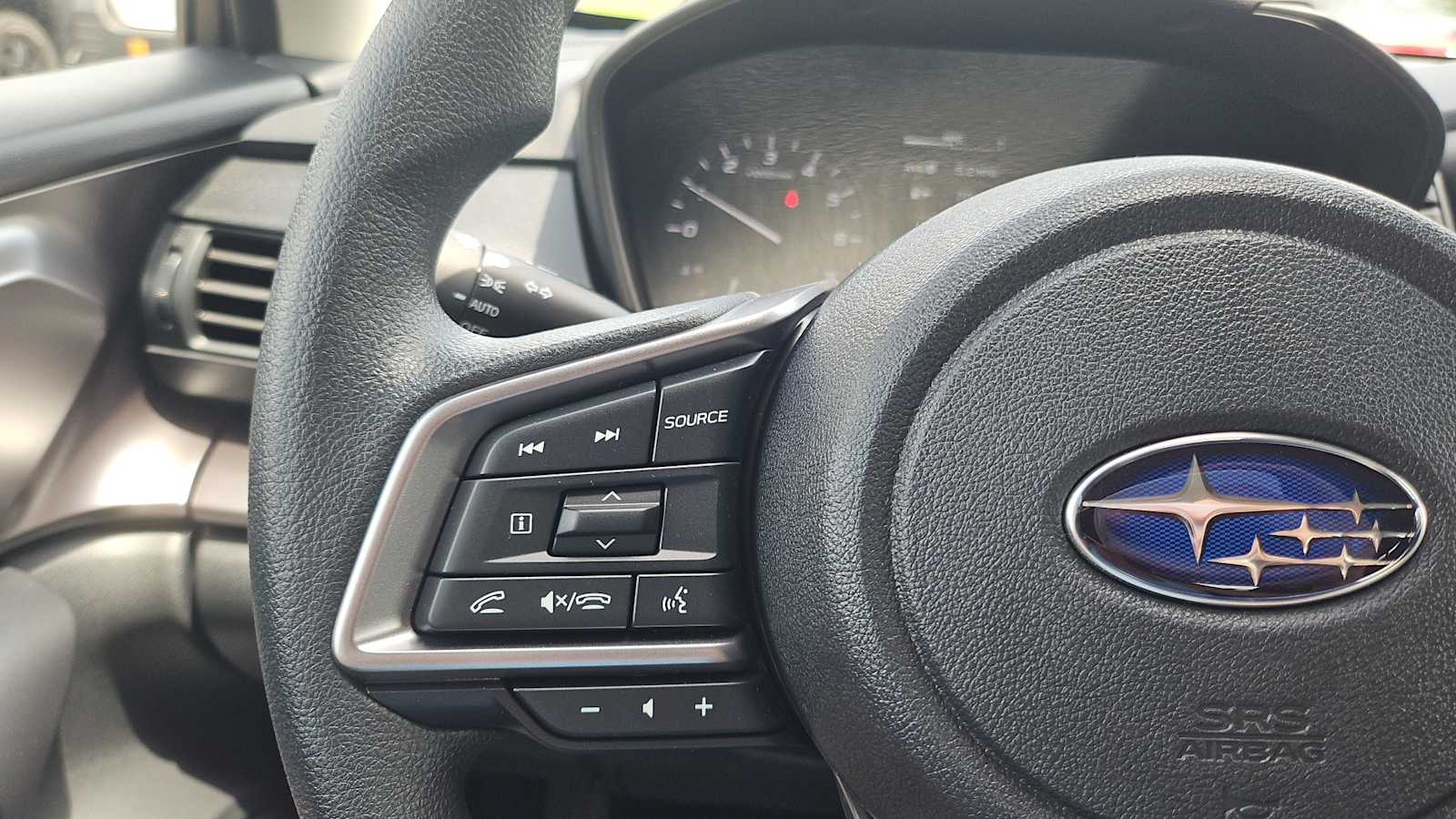 Vehicle image 22 of 30